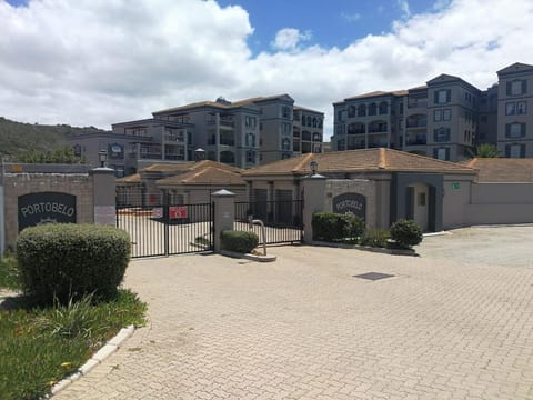 Facade/entrance, Property logo or sign