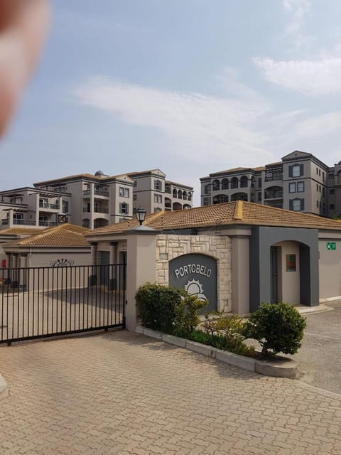 Property building, Street view