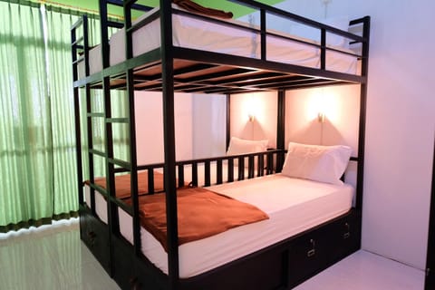 bunk bed