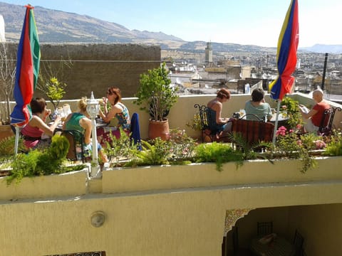 People, Balcony/Terrace, Balcony/Terrace, group of guests