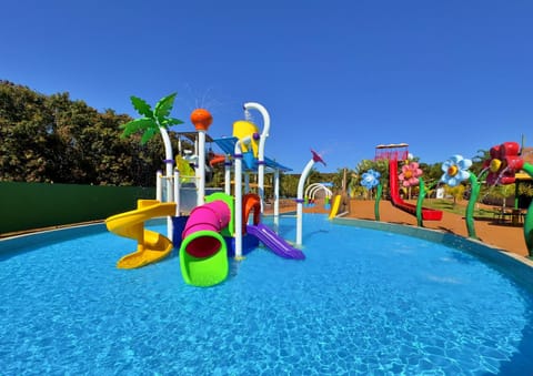 Aqua park, Swimming pool
