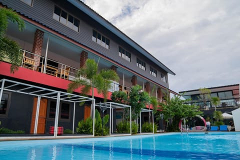 Property building, Swimming pool