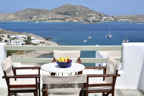 Hara Studios and Apartments Apartment hotel in Naousa