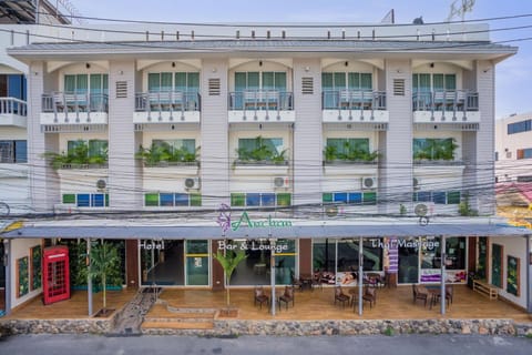 Property building, Facade/entrance