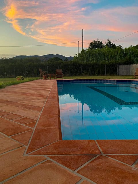 Swimming pool, Swimming pool