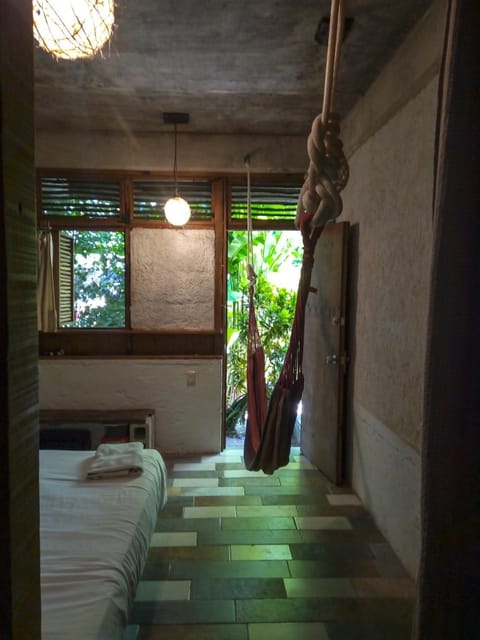 Bed, Photo of the whole room, towels