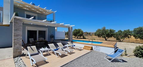 Property building, Balcony/Terrace