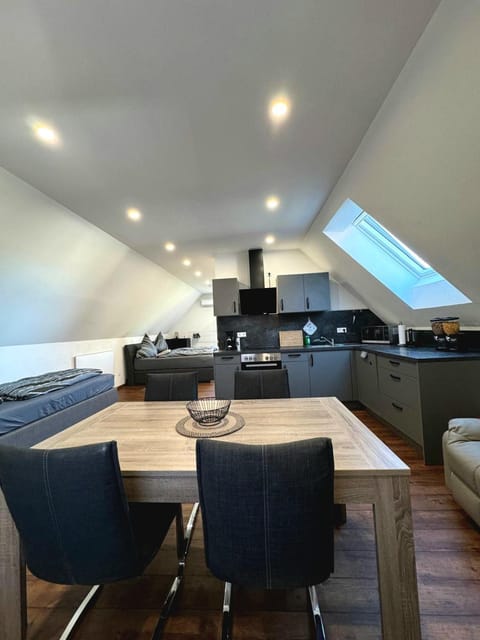 Living room, Seating area, Dining area, stove
