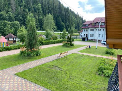 On site, Garden view, Area and facilities