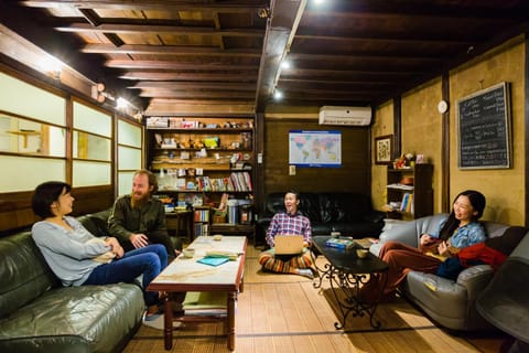 Communal lounge/ TV room, Living room, Dining area