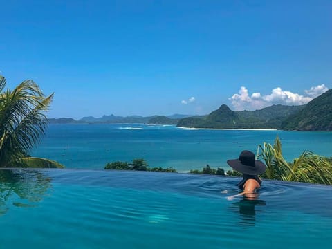 Day, People, Natural landscape, Pool view, Sea view, Swimming pool