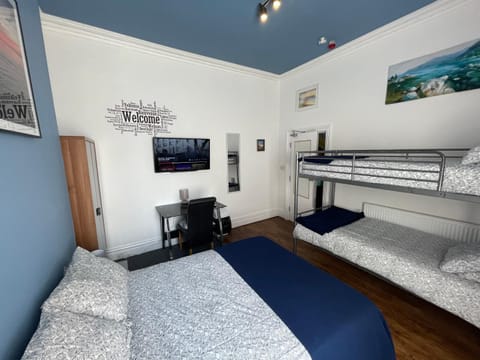 Photo of the whole room, Evening entertainment, Bedroom, bunk bed