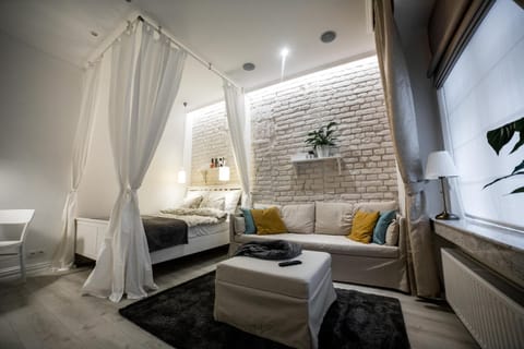 Living room, Photo of the whole room, Seating area, Bedroom