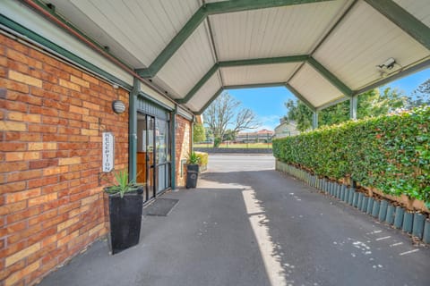 Tudor Court Motor Lodge Motel in Auckland