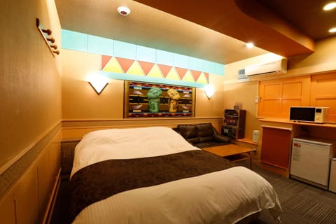 Bed, Photo of the whole room
