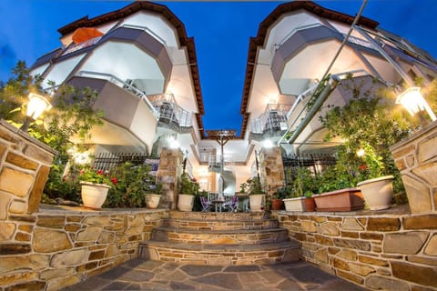 Property building, Night