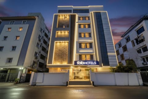 Property building, Facade/entrance