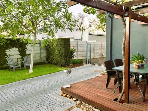 Patio, Spring, Garden view