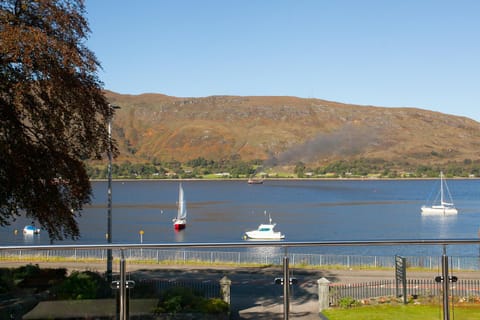 Nearby landmark, Day, Natural landscape, Balcony/Terrace, Mountain view