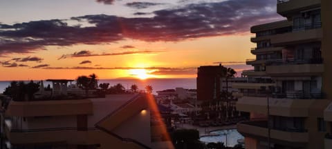 City view, Sea view, Street view, Sunset