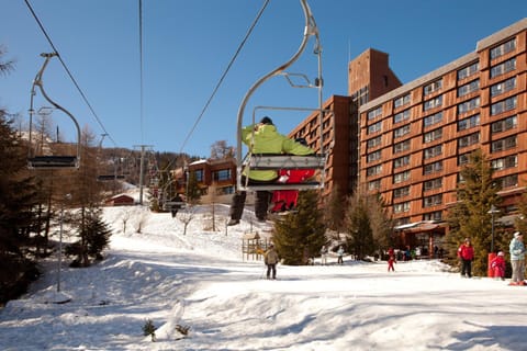 Winter, Skiing