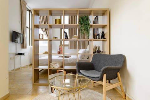 Library, TV and multimedia, Coffee/tea facilities, Living room, Bedroom