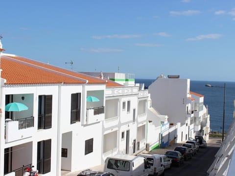 Property building, Facade/entrance, Off site