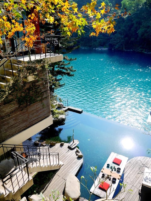 Patio, Restaurant/places to eat, Natural landscape, Lake view, River view