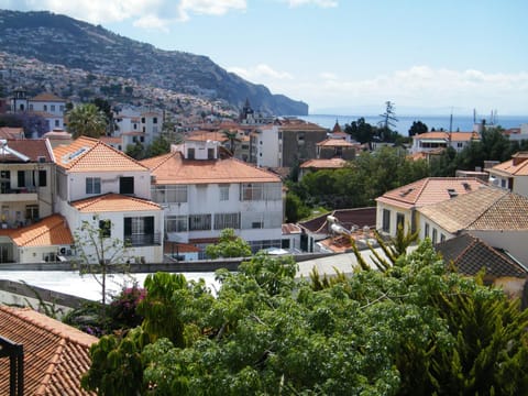 Property building, Off site, Neighbourhood, Balcony/Terrace