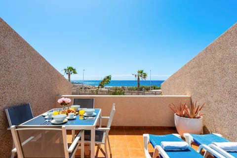Balcony/Terrace, Dining area, Sea view, sunbed