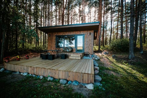 Facade/entrance, Balcony/Terrace