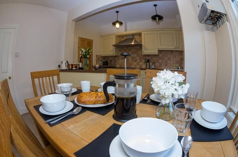 15 Saxon Road House in Exeter