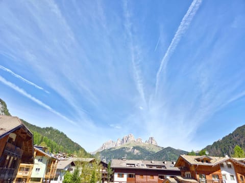 Day, Natural landscape, Mountain view