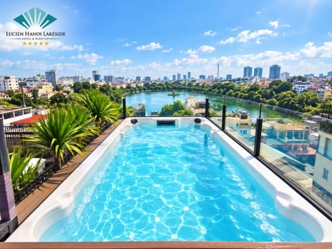 Property building, Bird's eye view, Lounge or bar, City view, Lake view, Sunrise, Sunset, Bath