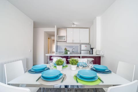Kitchen or kitchenette, Living room, Dining area