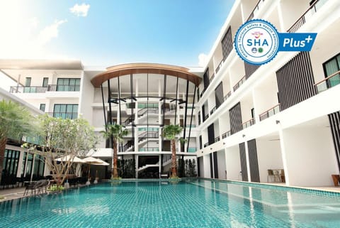 Property building, Swimming pool
