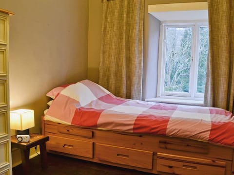 1 Tan-y-castell House in Wales