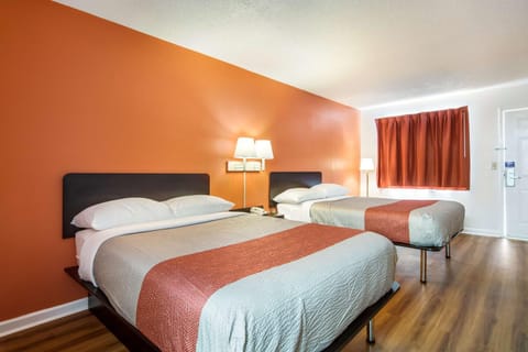 Photo of the whole room, On site