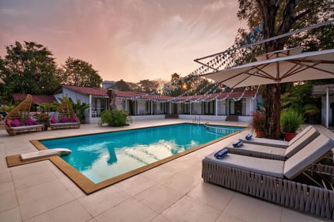 Day, Pool view, Swimming pool, Swimming pool, sunbed