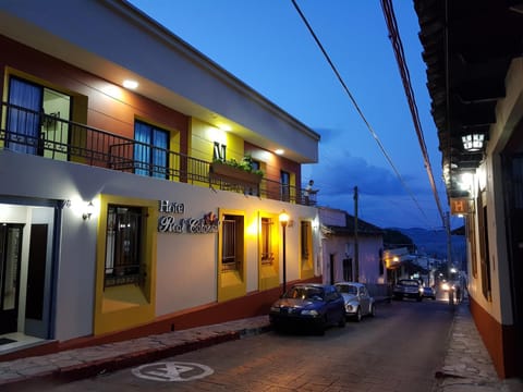 Property building, Facade/entrance