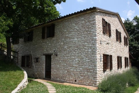 Agriturismo Valdifiori Farm Stay in Umbria