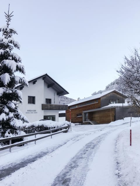 Property building, Winter