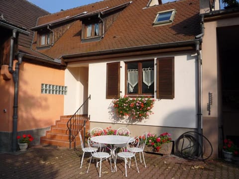 Property building, Balcony/Terrace