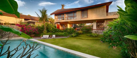 Garden, Swimming pool