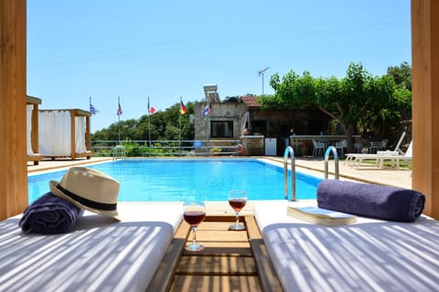 Elianthos Villas Apartment hotel in Crete