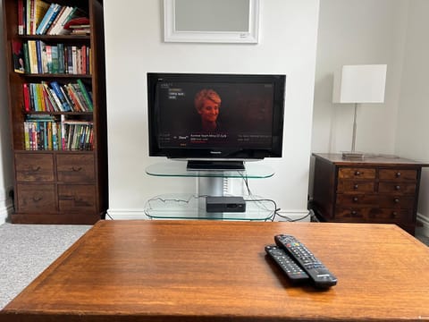 200m To Botanical Garden 3 Bedroom Victoria House Vacation rental in Cambridge