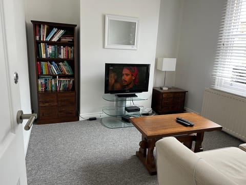 200m To Botanical Garden 3 Bedroom Victoria House Vacation rental in Cambridge