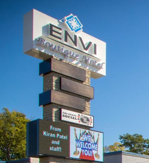 Property logo or sign, Logo/Certificate/Sign, Street view