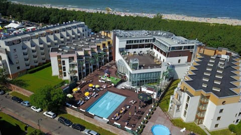 Off site, Bird's eye view