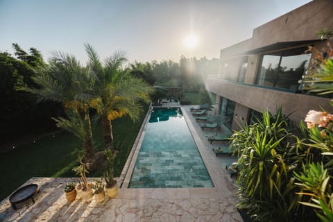 Day, Natural landscape, Garden, Garden view, Pool view, Swimming pool, sunbed